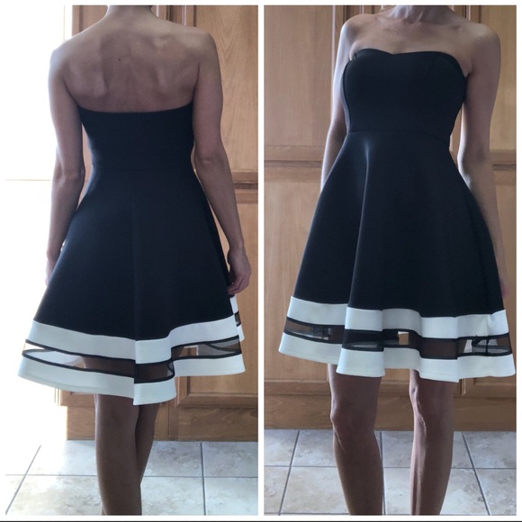 Dresses & Skirts - Adorable strapless dress!!!❤️